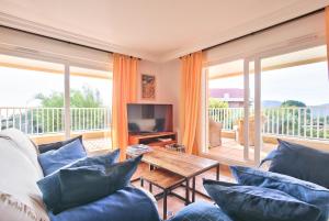 bel appartement vue mer dans domaine