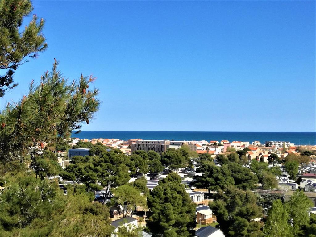 Bel appt T2 4p confortable avec vue mer imprenable 58 Chemin de la Falaise, 11100 Narbonne-Plage