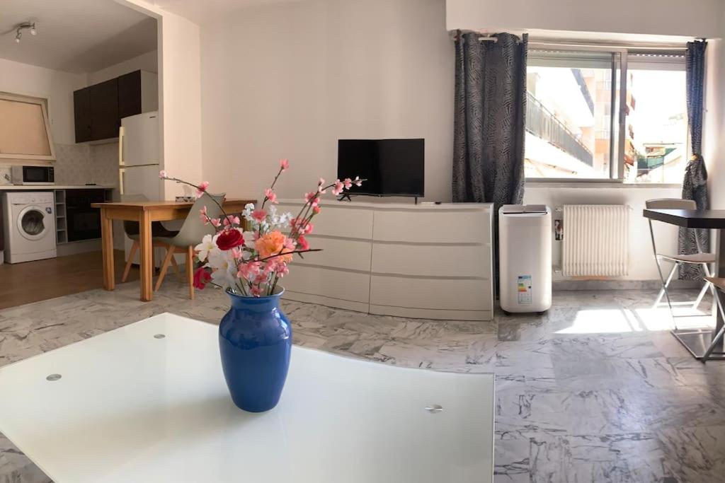 Bel Apt centre menton Centre proche Casino rossi 15 Rue Jeansoulin, 06500 Menton