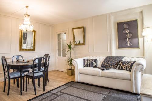 Bel apt rénové en bord de Garonne