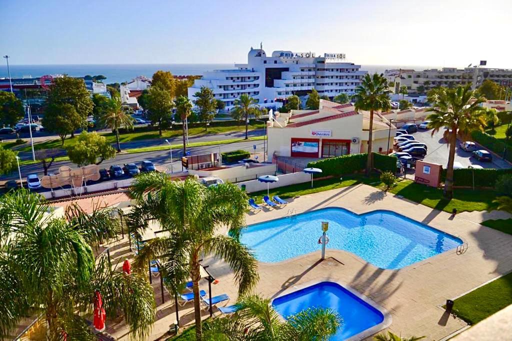 Bela Vista Loggia House by SWET SPOT FOR US Property Management Rua dos Pardais lote A5, apt 403, 8200-161 Albufeira