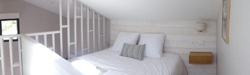 Belharra Lodge