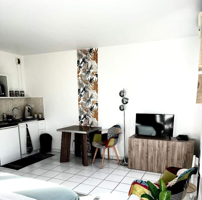 Bell Combe Studio - Proche Gare PartDieu 6 ème étage 81 Rue Bellecombe, 69006 Lyon