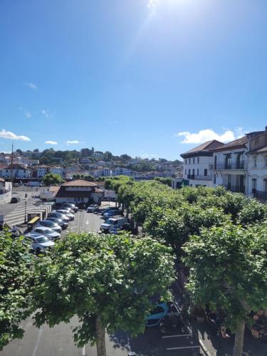 belle appartement hyper centre historique de saint jean de luz