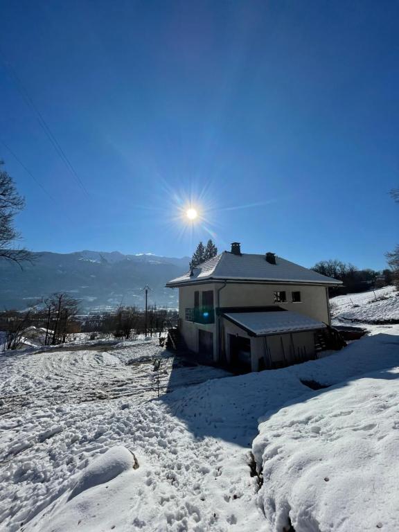 Appartement Belle vue et calme proche Albertville dans notre maison 152 Montée du Château 73460 Verrens-Arvey