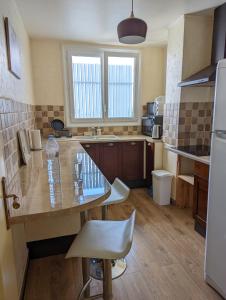 Bellejoie - Appartement T3- Poitiers Sud - direct Futuroscope - Parking et Wifi gratuit