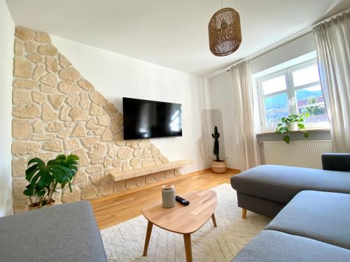 Best Butler Boho Boutique City Apartment Netflix & DAZN