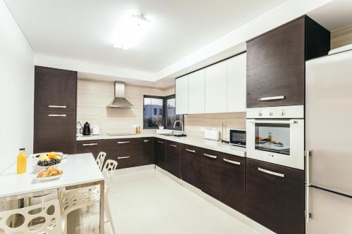 Best Houses 23: Stunning Apartment, Great Location