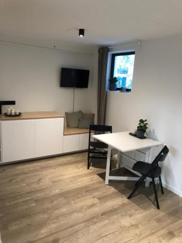 Bezaubernde Gästesuite mit Terrasse im Hinterhof