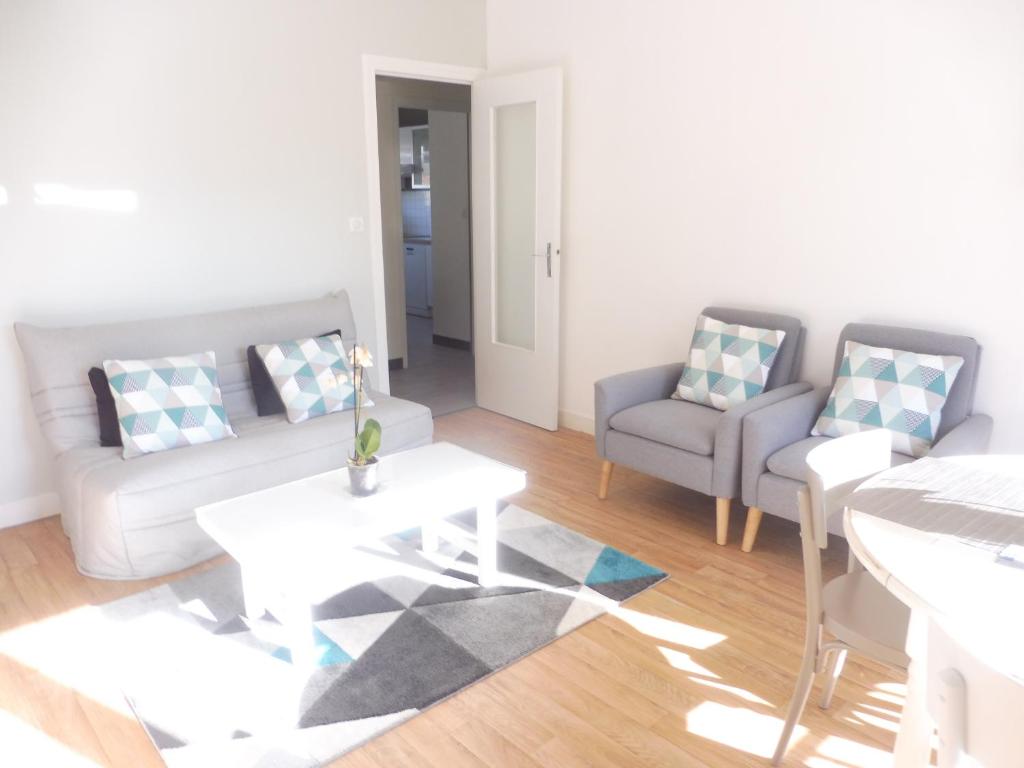BH - Gloria - Parking, Piscine, central 06200 Nice