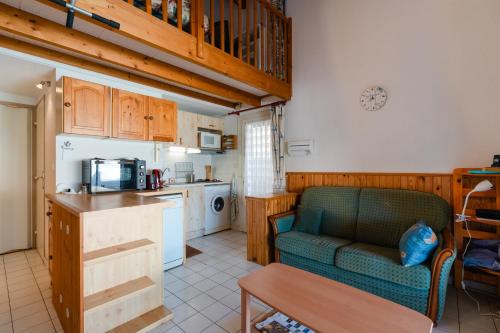 Bi2-91 Pavillon climatisé 2 chambres et mezzanine Gruissan Ayguades