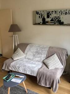 Biarritz, hyper centre, 50M plages, wifi