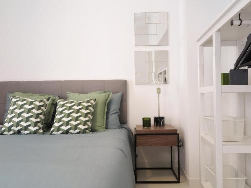 Bica lisbon sunshine central bright and cozy apt