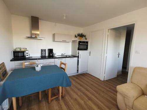Binic: Apt T2 neuf, proche centre ville & mer