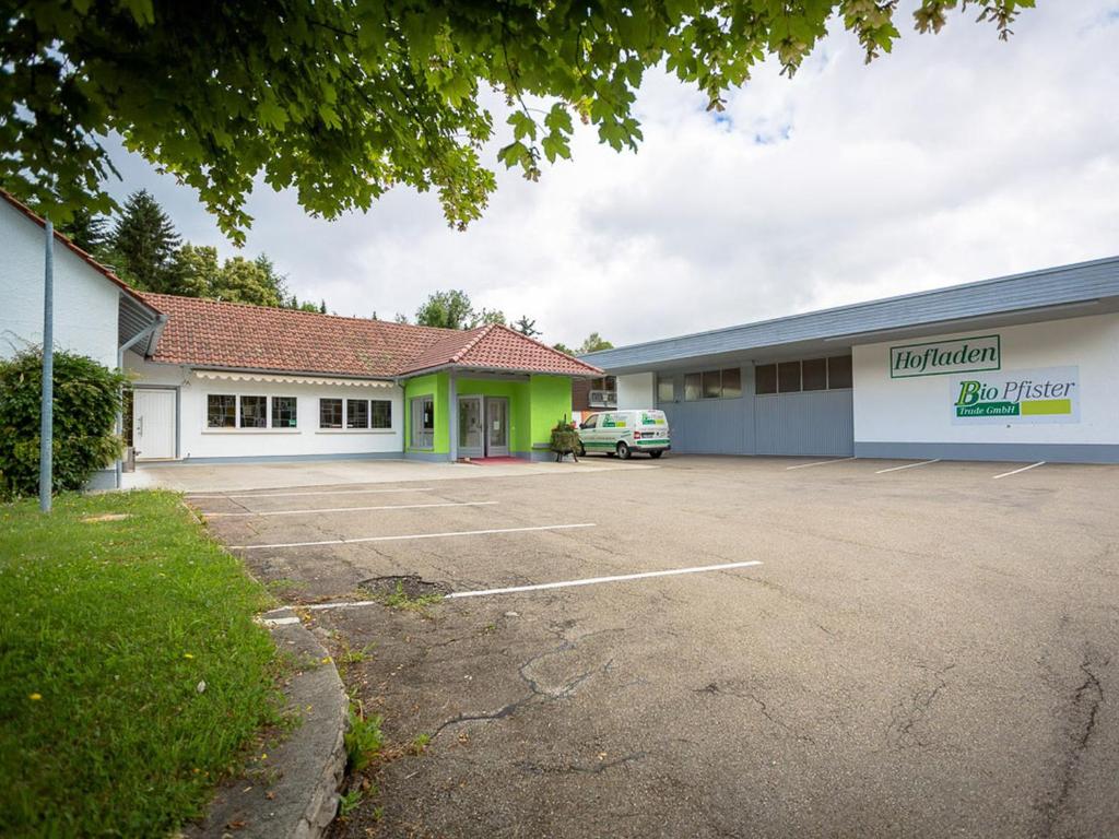 Bio Pfister Trade GmbH 66 Bundesstraße, 72393 Burladingen