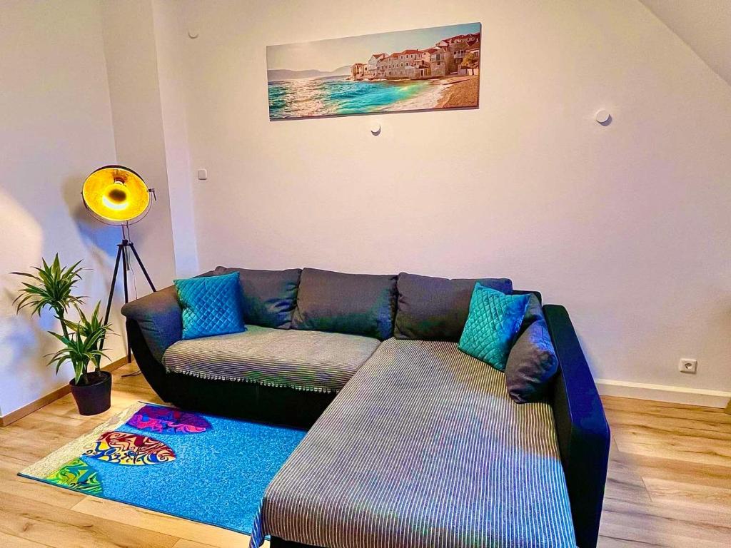 Bis 4 Personen, Parkplatz, Arbeitsplatz 36 Gasstraße 2 OG, 42657 Solingen