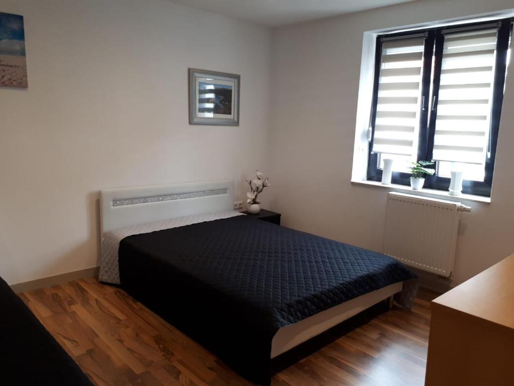 Appartement Bitscher str.70 Bitscher str. 2 Zimmer Wohnung 66482 Deux-Ponts