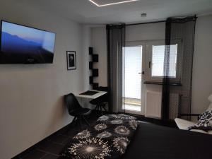 Black & White Apartment