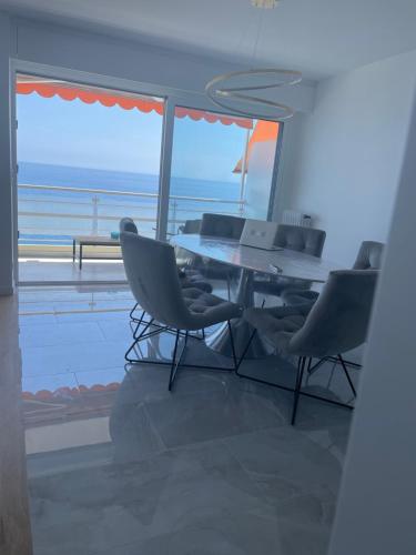 Bleu Azur