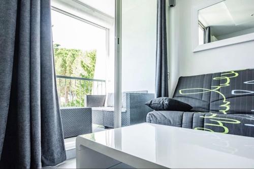 Bleu soleil * Clim * Parking privé * Chambre * Terrasse