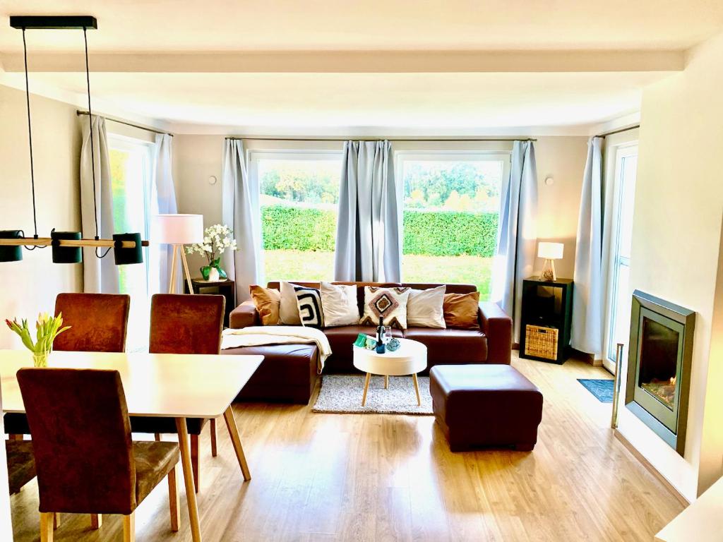 Appartement Blick ins Grüne- Premium-FeWo 21 Zum Burgwall 17213 Göhren-Lebbin