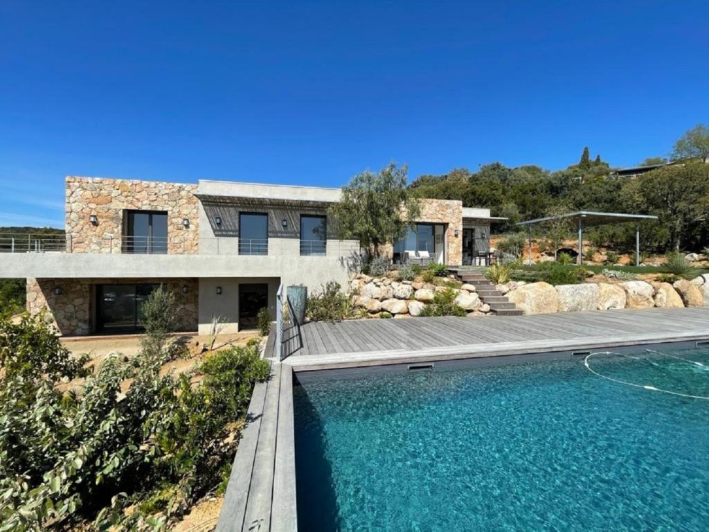 Blue Bird Lodge