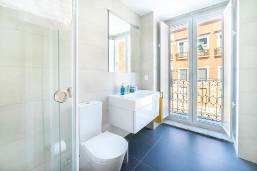 Blue by the River 2 - elegant two-bedroom in Santos