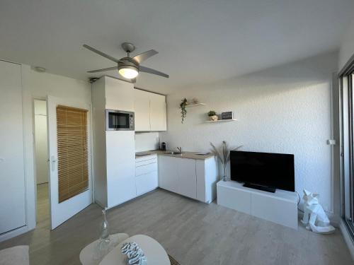 Blue Sky La Grande Motte Studio -Pool-5min Beach -Queensizebed -WiFi
