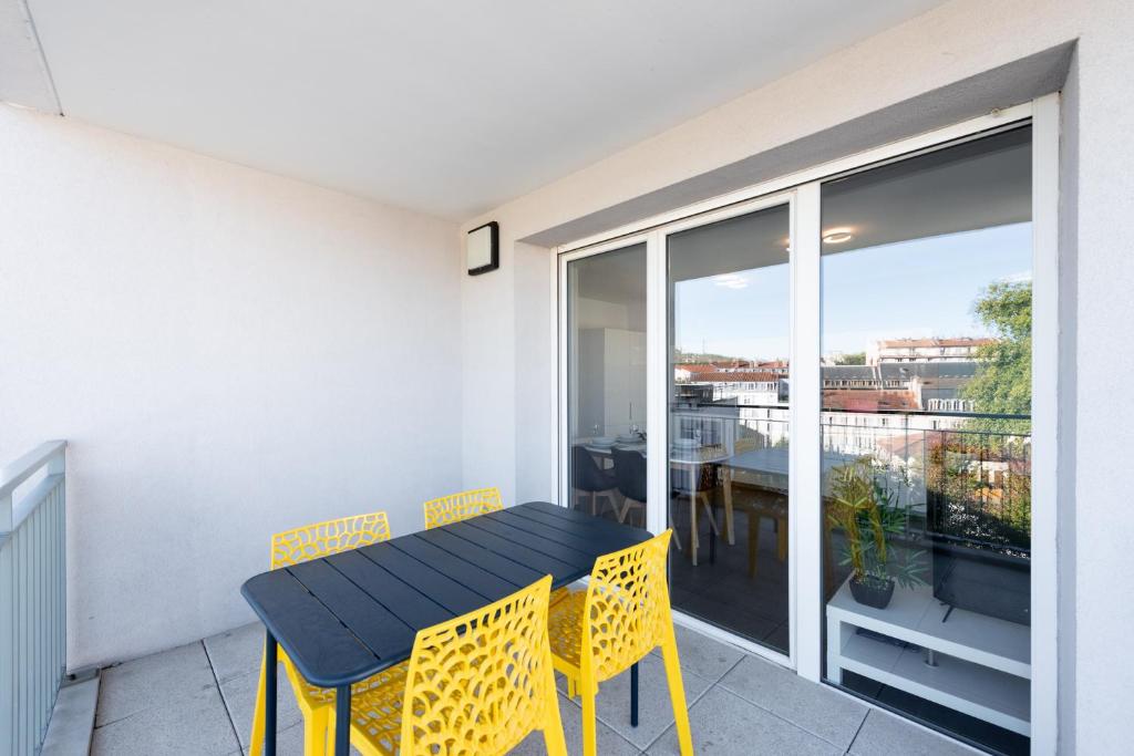 Appartement Bluemary - Spacieux T3 Garage balcon 33 A rue du 24 mars 1852 69009 Lyon