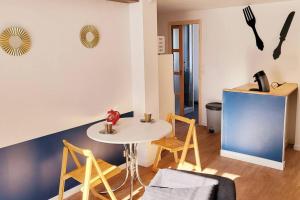 Appartement BlueOne T2 rénové centre ville 1er étage 19 Rue Orange 50100 Cherbourg-en-Cotentin Normandie