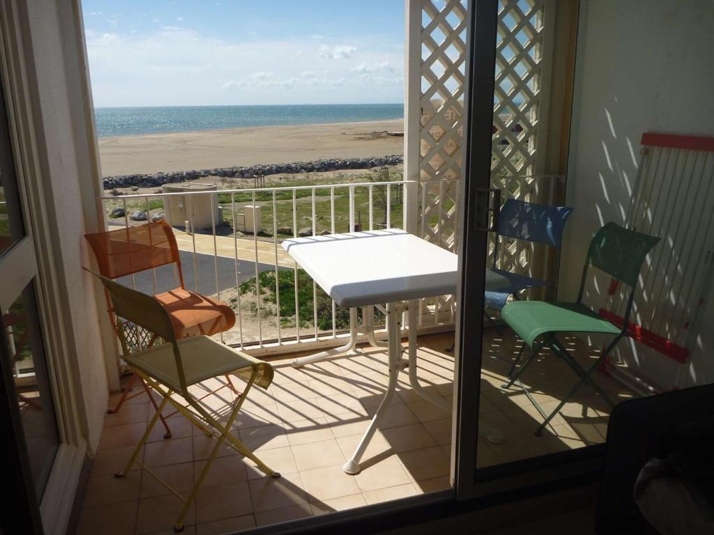 Appartement BM 240 Appartement T2 vue mer 4 couchages NARBONNE-PLAGE Rés. Les Balcons de la Méditerranée 11100 Narbonne-Plage