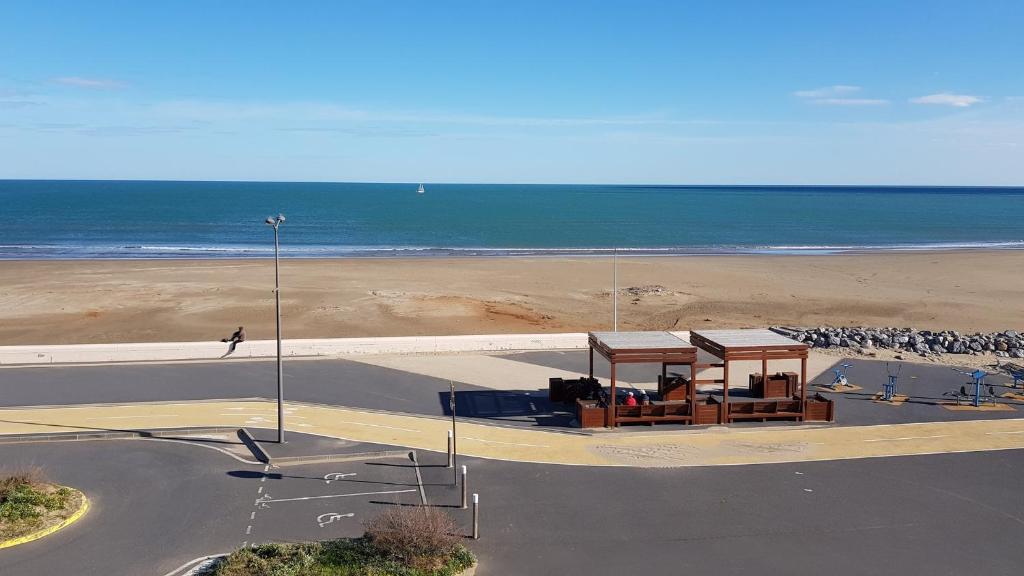 BM 250 - Totale vue mer: Appartement - NARBONNE-PLAGE Rés. Les Balcons de la Méditerranée I, 11100 Narbonne-Plage