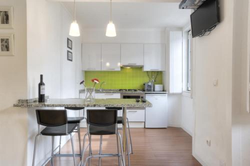 BmyGuest - Castelo Stylish Flat
