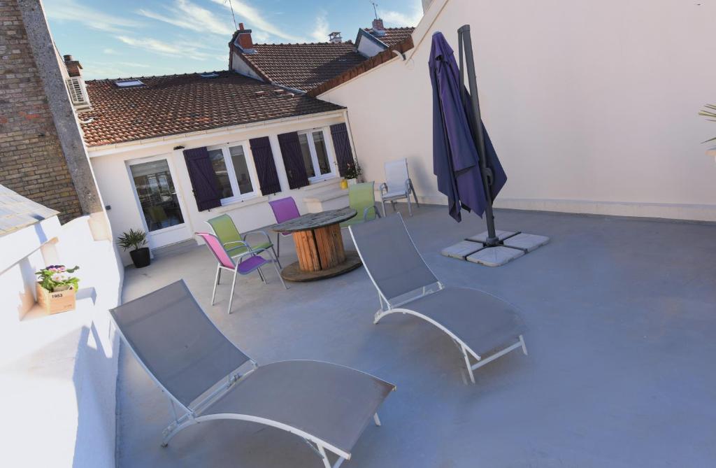 BNB EPERNAY Terrasse 86 - Terrasse privée Vue sur le Vignoble 86 Rue de l'Hôpital Auban - Moët, 51200 Épernay