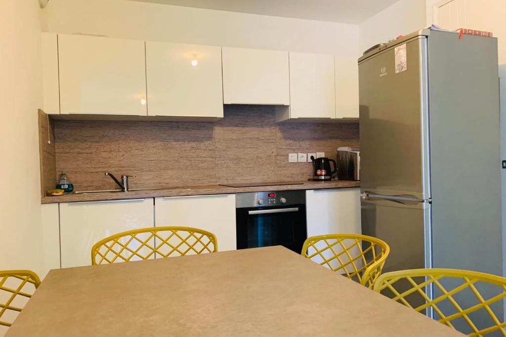 BNB RENTING 1 bedroom apartment in a brand new building with a pool 14 boulevard d'Oxford Résidence Eugénie, 06400 Cannes