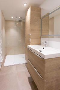 BNB RENTING brand-new atypical studio in rue Fourmillière