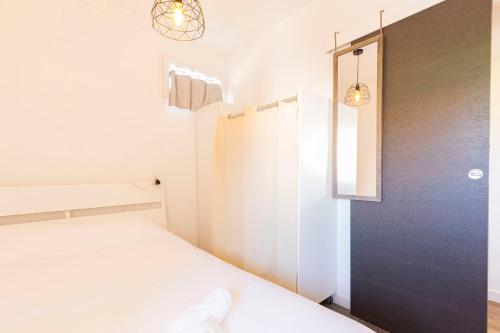 BNB RENTING Chez Dominique - 1 chbre Centre Antibes Migrainier3D