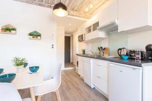 BNB RENTING Chez Dominique - 1 chbre Centre Antibes Migrainier3D