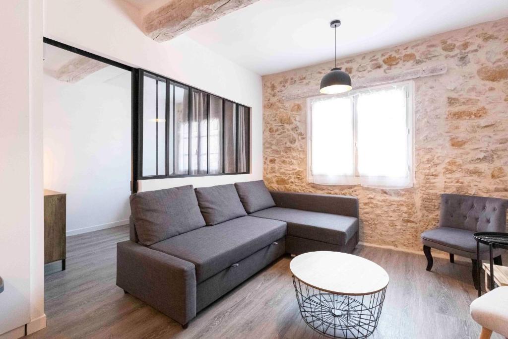 Appartement BNB RENTING Chez Dominique - 2 chbres 2-4pers centre Antibes Migrainier3G 5 rue du Migrainier 06600 Antibes