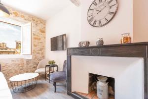 BNB RENTING Chez Dominique - 2 chbres 2-4pers centre Antibes Migrainier3G