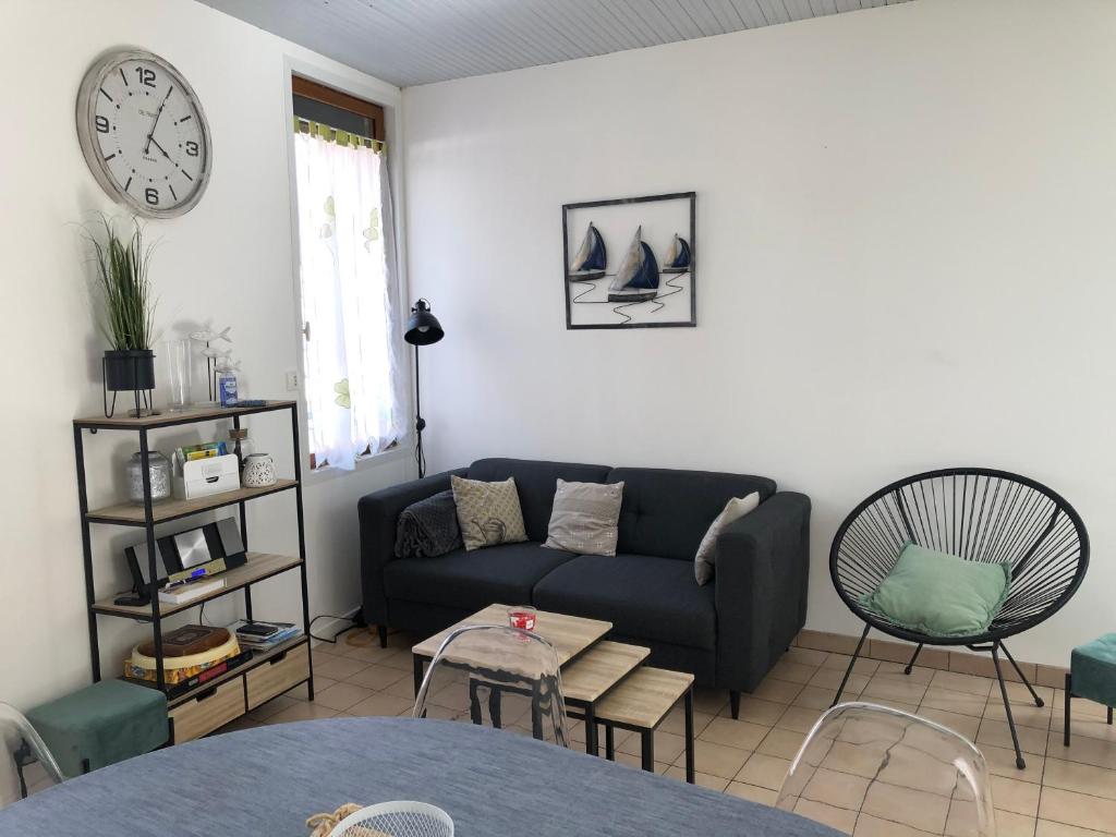 BNB RENTING Chez Dominique - 2 chbres 2-4pers centre Antibes Migrainier3G 06600 Antibes