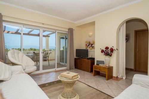 Boa Nova Plot 30 Apt 8