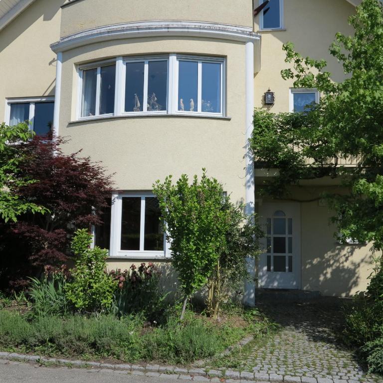 Appartement BodenSEE Hegau Gottmadingen Weinbergstr. 11 78244 Gottmadingen