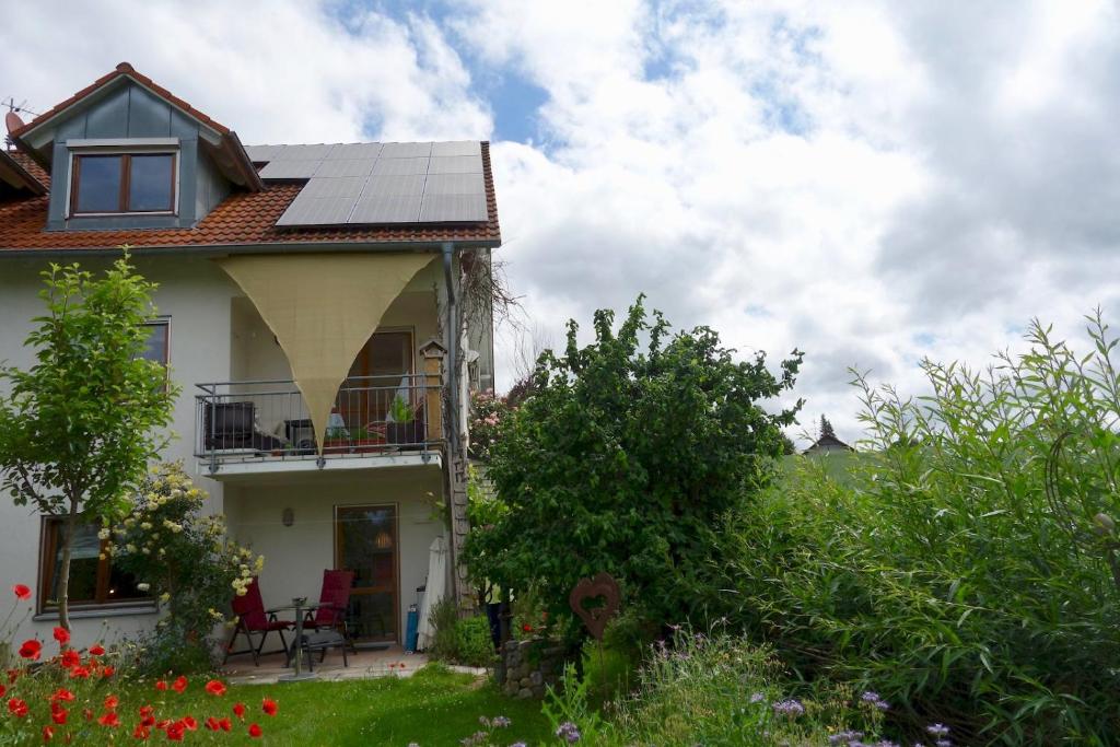 Appartement Bodenseenahe ruhige Ferienoase Linzgaustraustraße, 17c Gartenlage 88690 Uhldingen-Mühlhofen