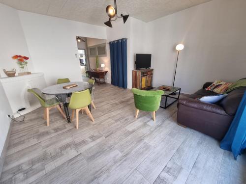 Appartement Appartement Bohême climatisé et sa terrasse 4 Rue du Velodrome Perpignan