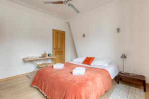 Bohemian & Authentic Parisian Flat - Paris 07