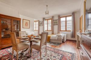 Bohemian & Authentic Parisian Flat - Paris 07