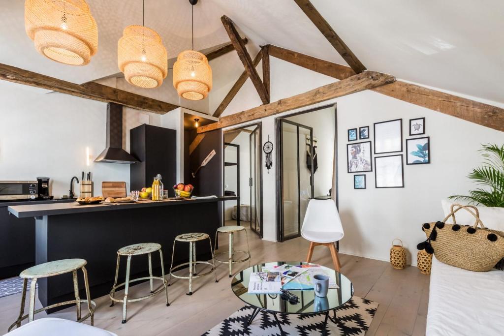 BOHO KEYWEEK Apartment ideally located in Biarritz Rue de la Bergerie 20, 64200 Biarritz