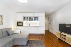 Bombarda Apartments II by Innkeeper