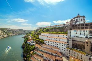 Bombarda Apartments III by Innkeeper